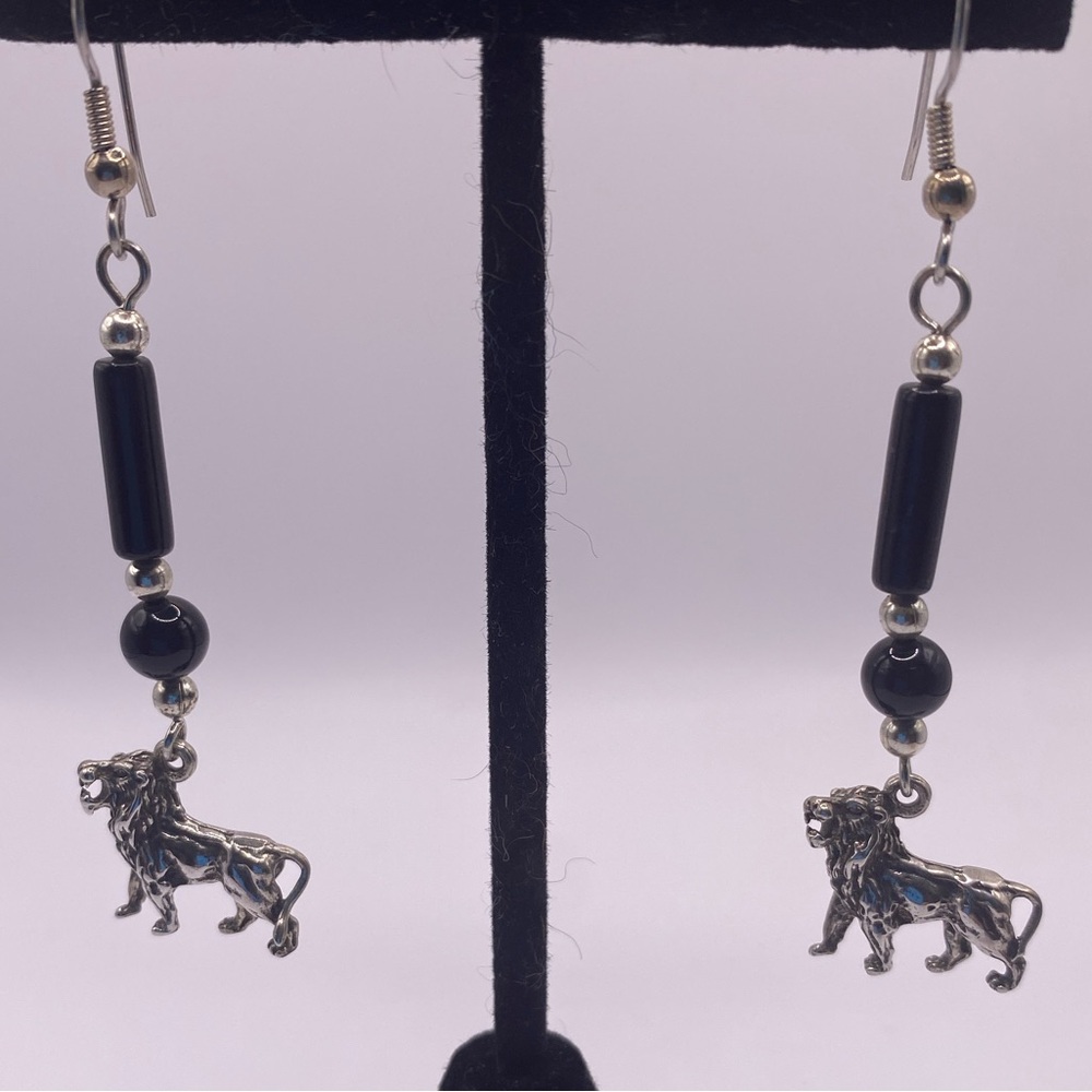 NWT Hand-Made Onyx and Silver Earrings